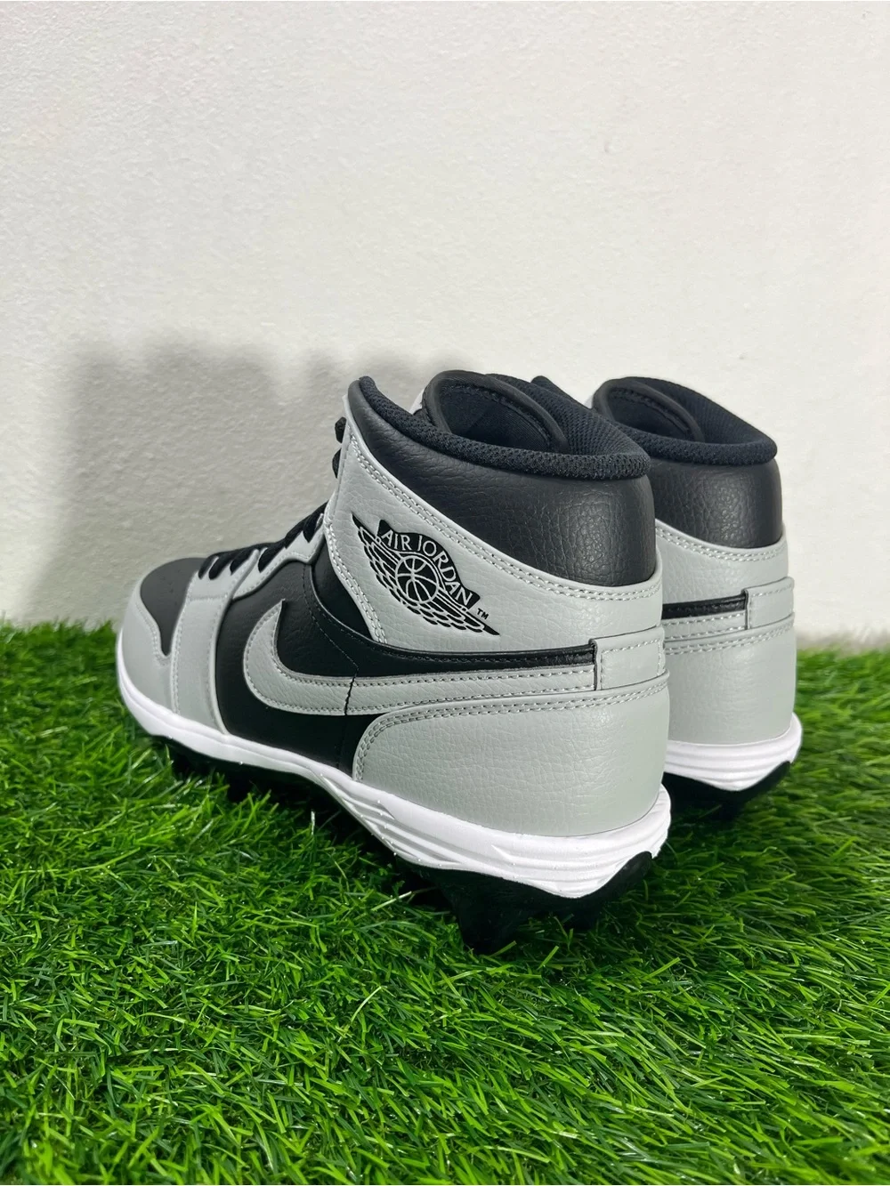Mens Size 10 Nike Air Jordan 1 Mid TD Shadow Black Grey Football FJ6805 002